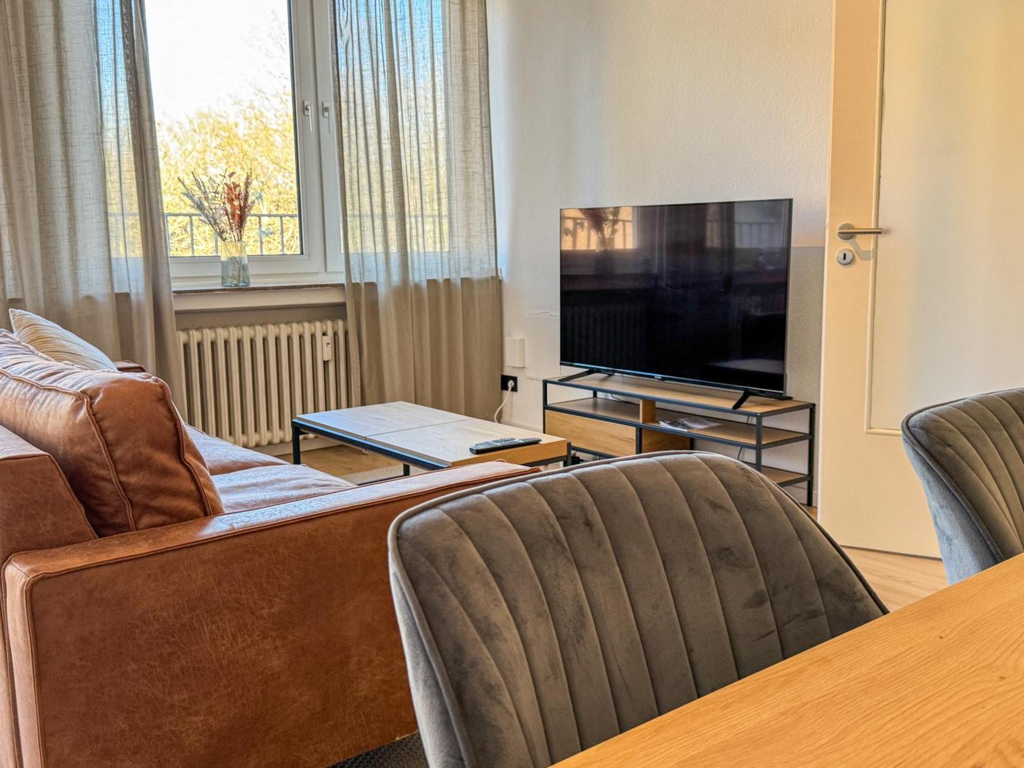 Duesseltal Messe 100qm Apartment Düsseldorf