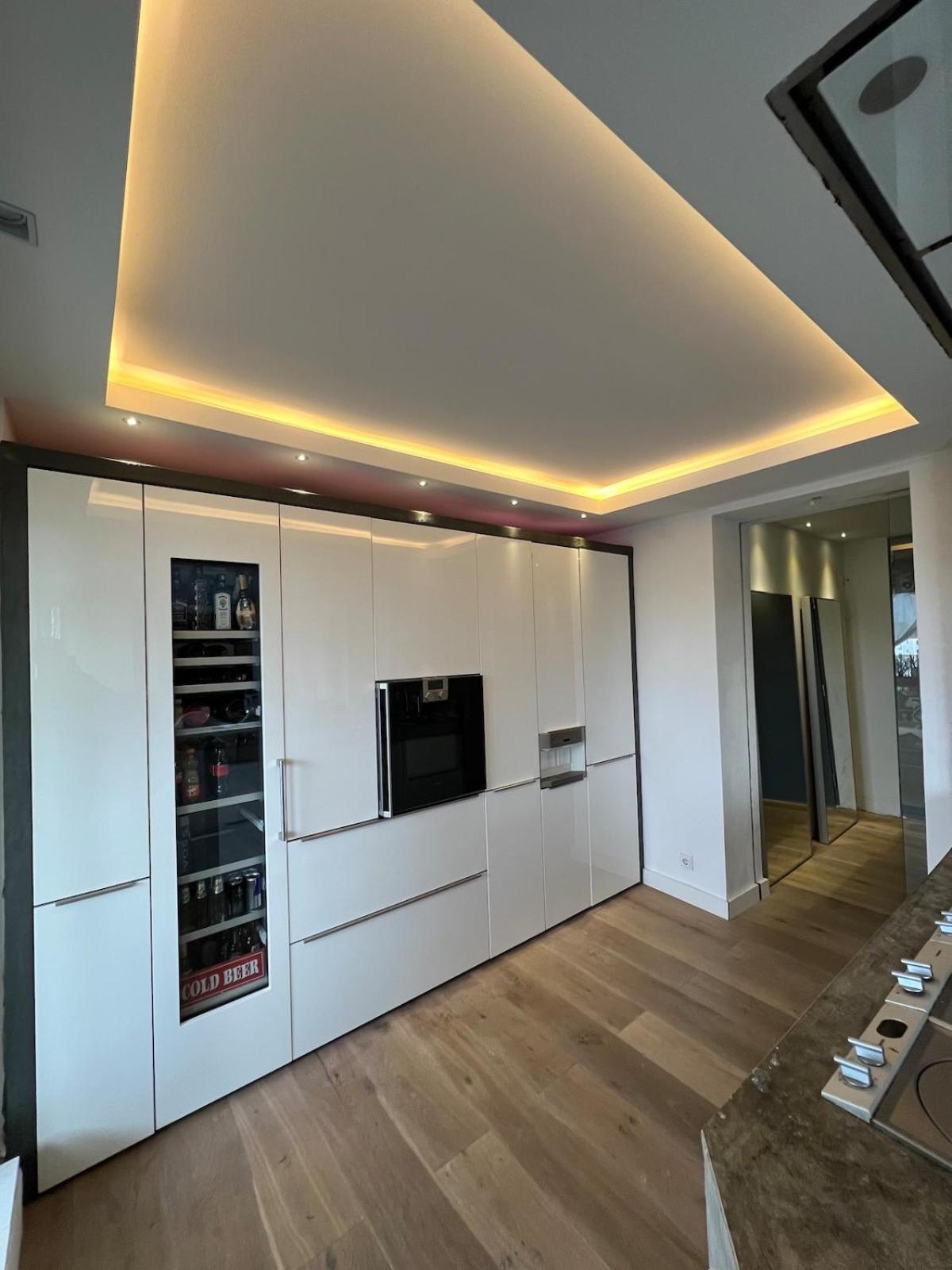 Luxury Loft With Rooftop & Jacuzzi In Center Apartment Dusseldorf