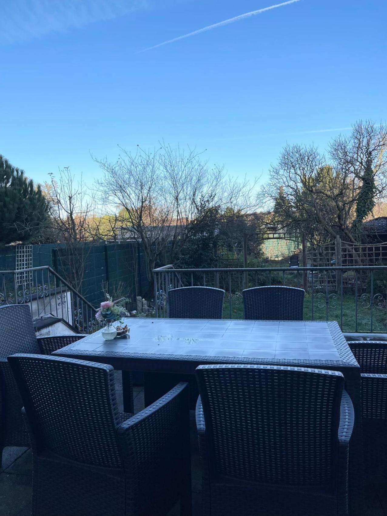 Near Fair Messe, 2-bedroom With Terrace&big Garden * Düsseldorf