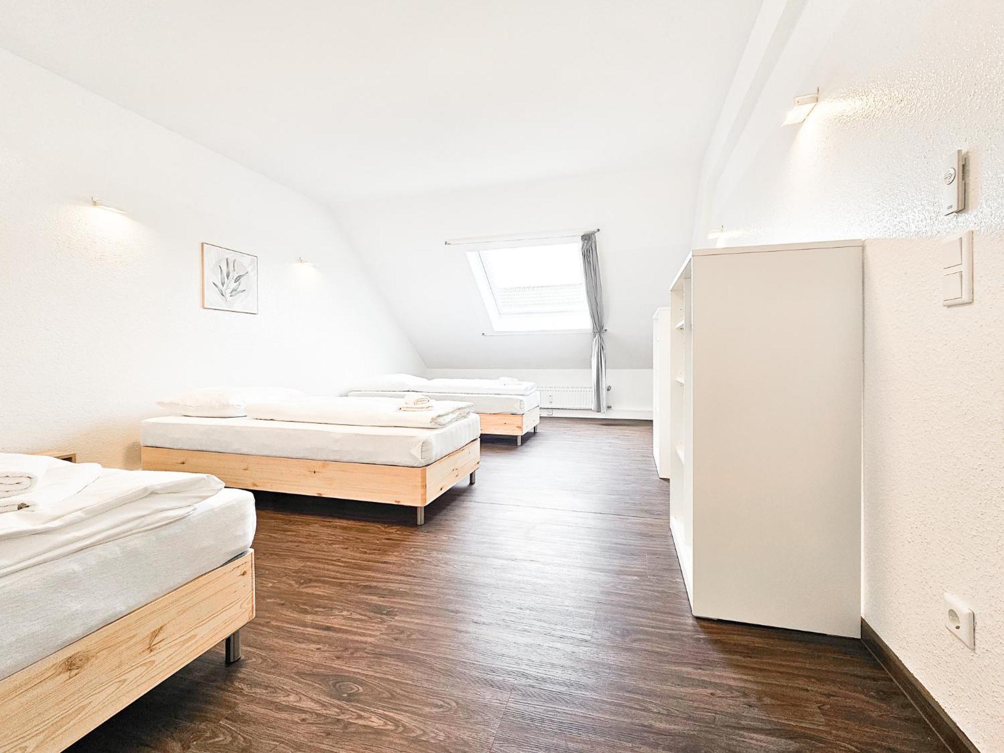 Raj Living - Center With 5 - 10 Min Messe Dus * Dusseldorf