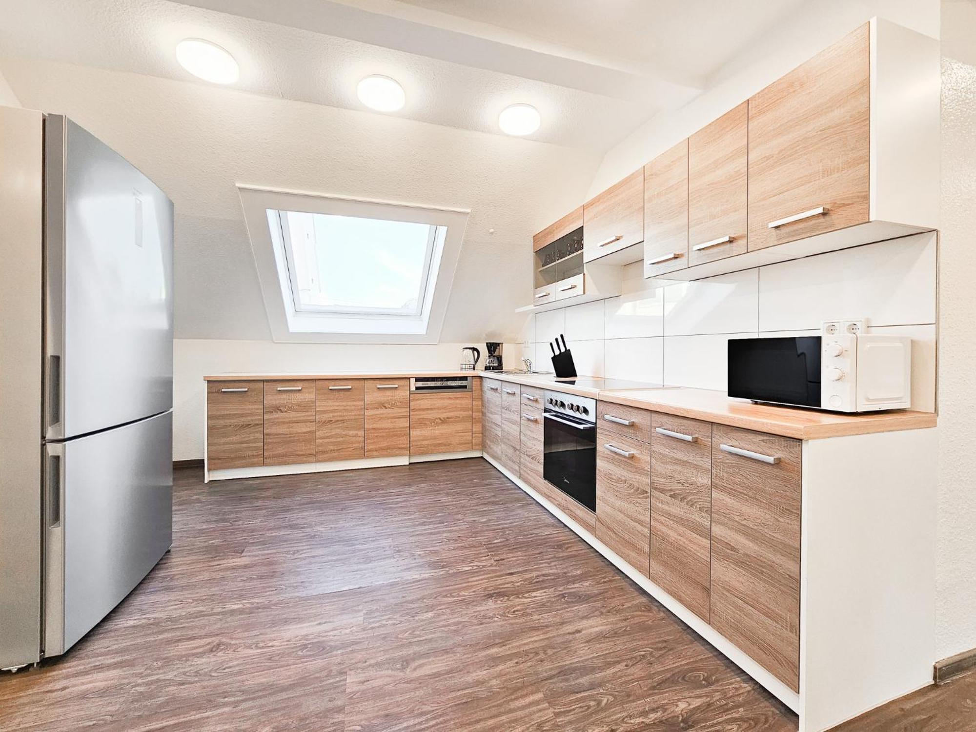 Apartment Raj Living - Center With 5 - 10 Min Messe Dus