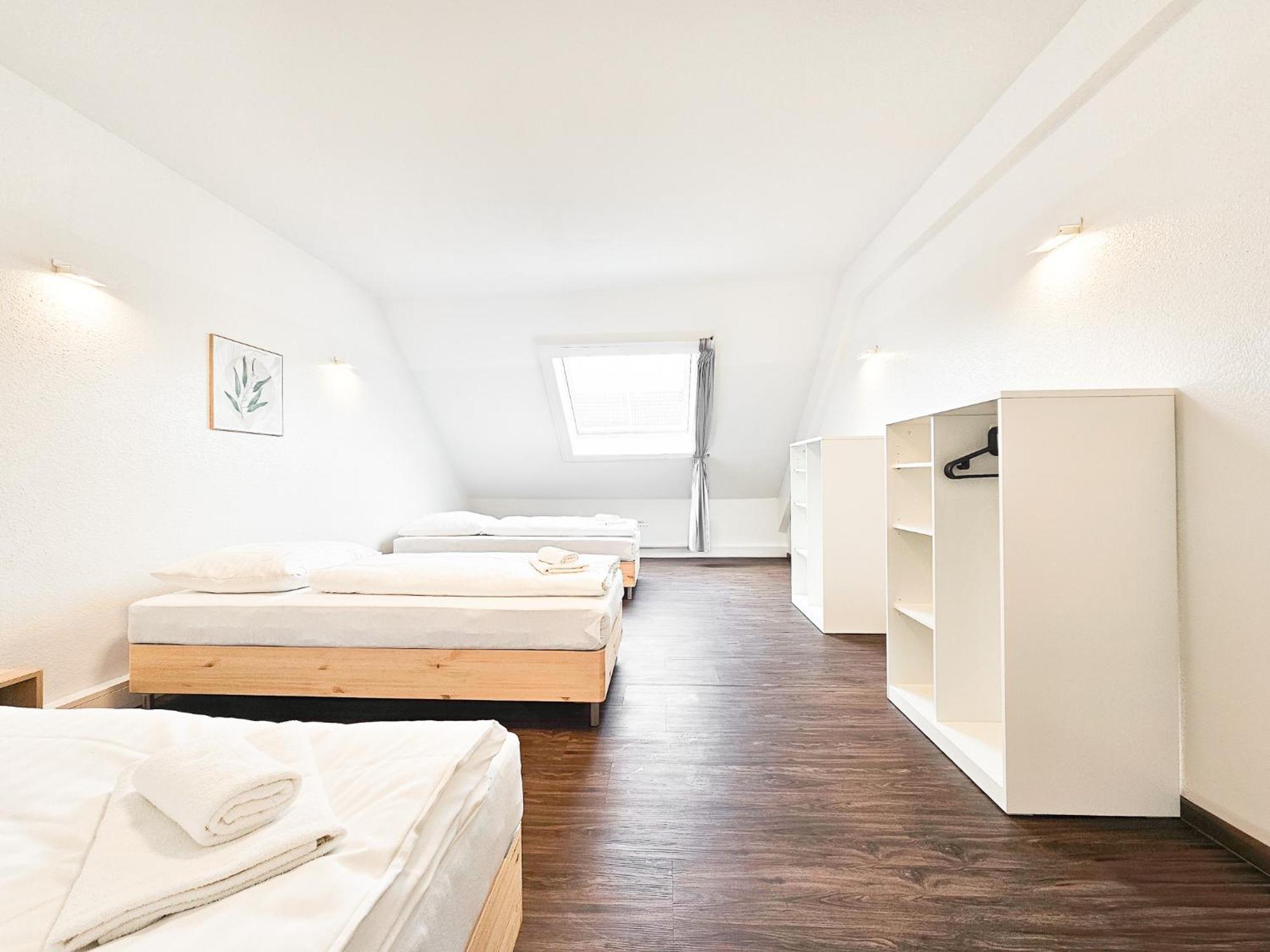 Raj Living - Center With 5 - 10 Min Messe Dus * Dusseldorf