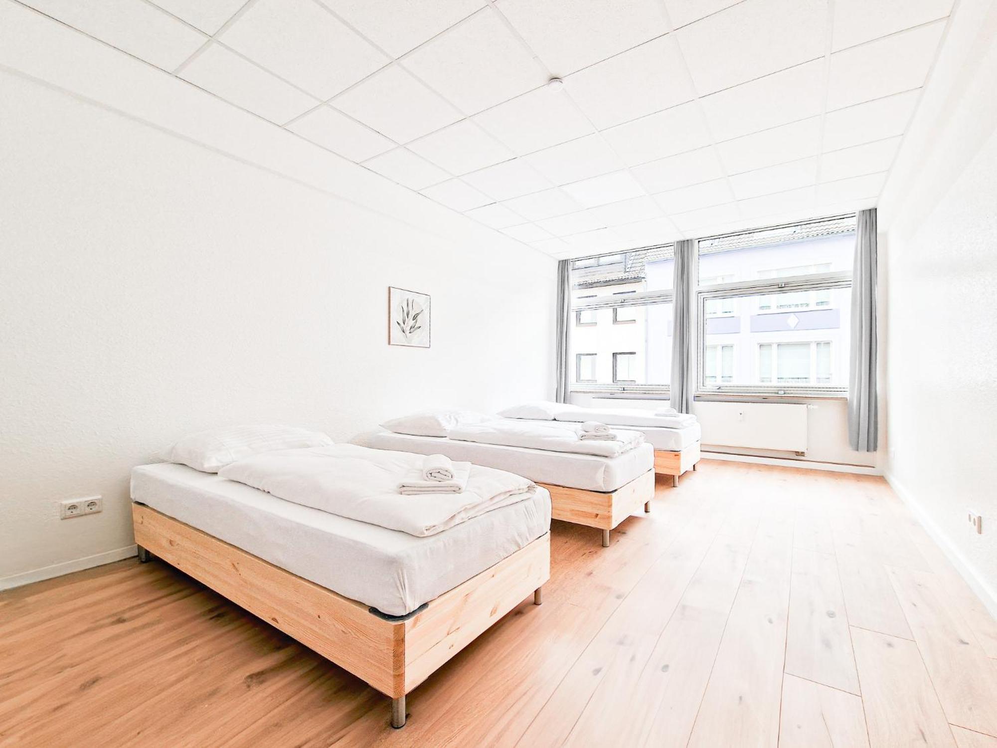 Raj Living - Center With 5 - 10 Min Messe Dus Dusseldorf