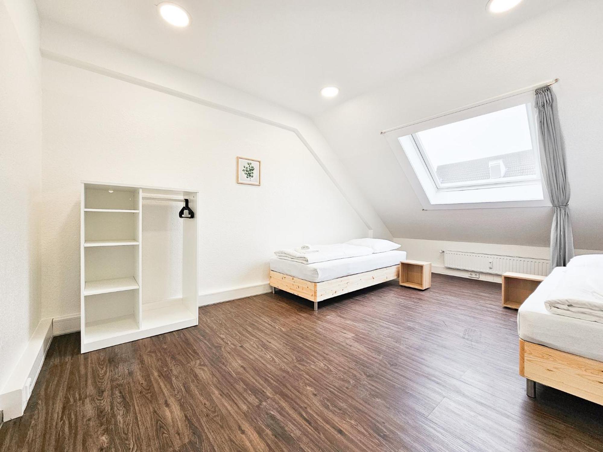Raj Living - Center With 5 - 10 Min Messe Dus Apartment Dusseldorf