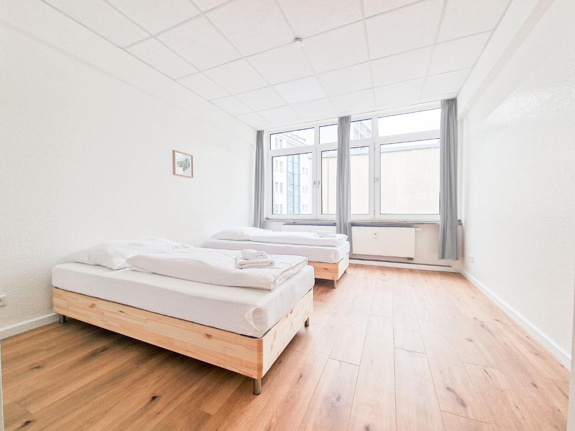 Raj Living - Center With 5 - 10 Min Messe Dus * Dusseldorf