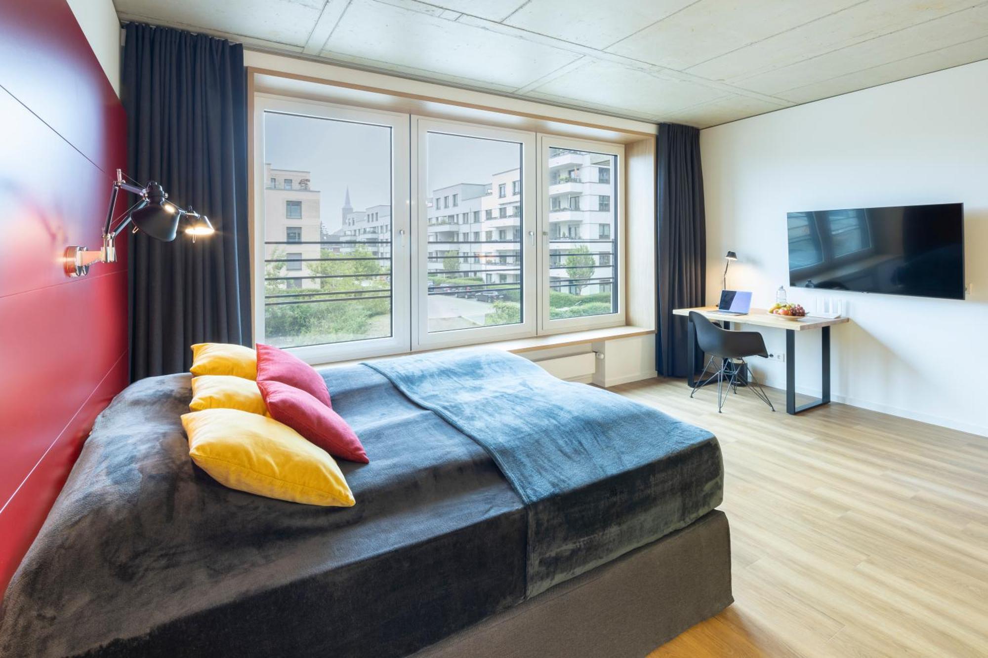 Riverside Apartment Dusseldorf