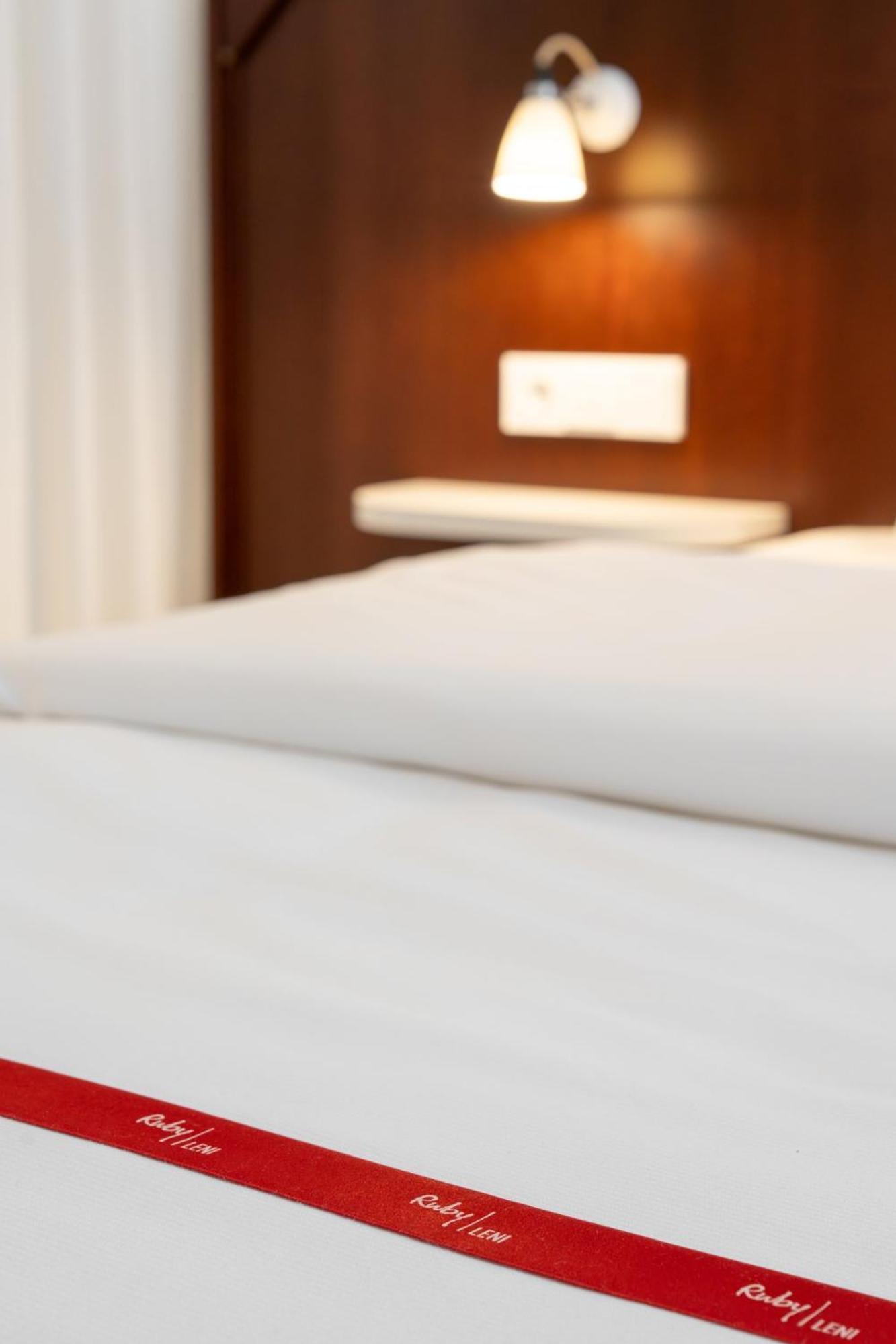 Hotel Ruby Leni 4*