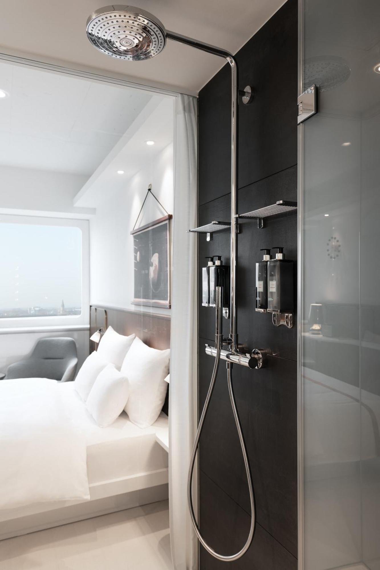 Ruby Luna Hotel Dusseldorf