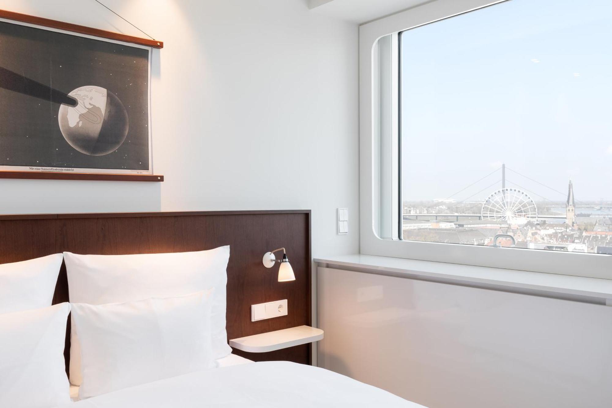 Ruby Luna Hotel Dusseldorf