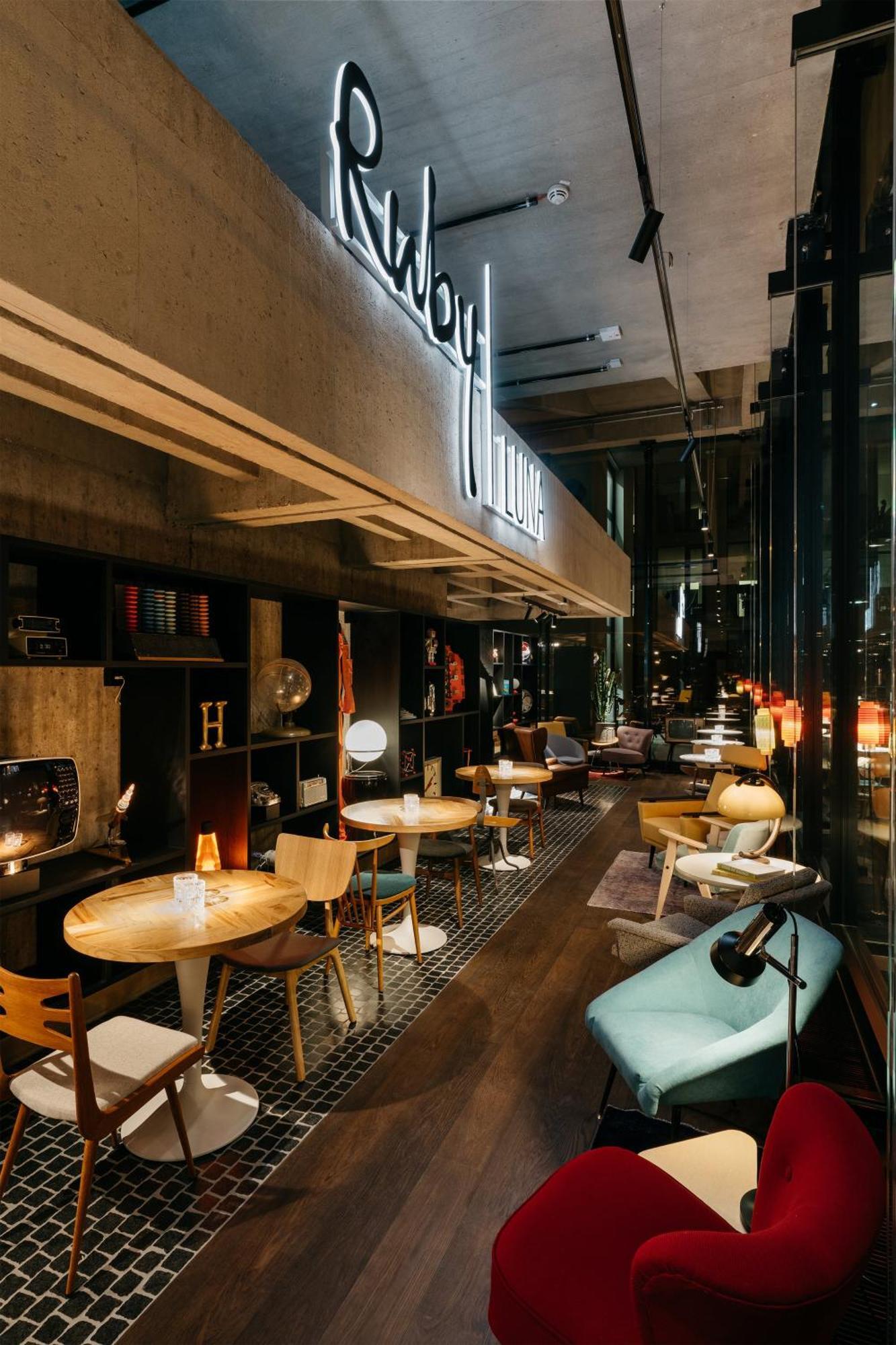 Ruby Luna Hotel Dusseldorf