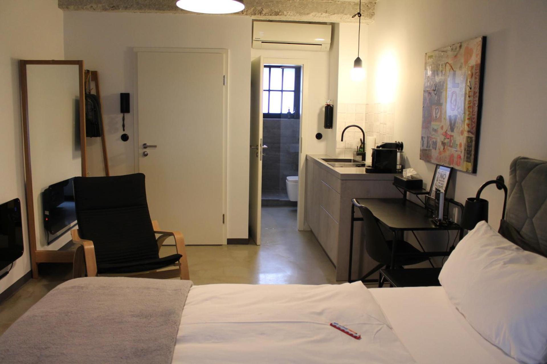 Square 20 Apartment