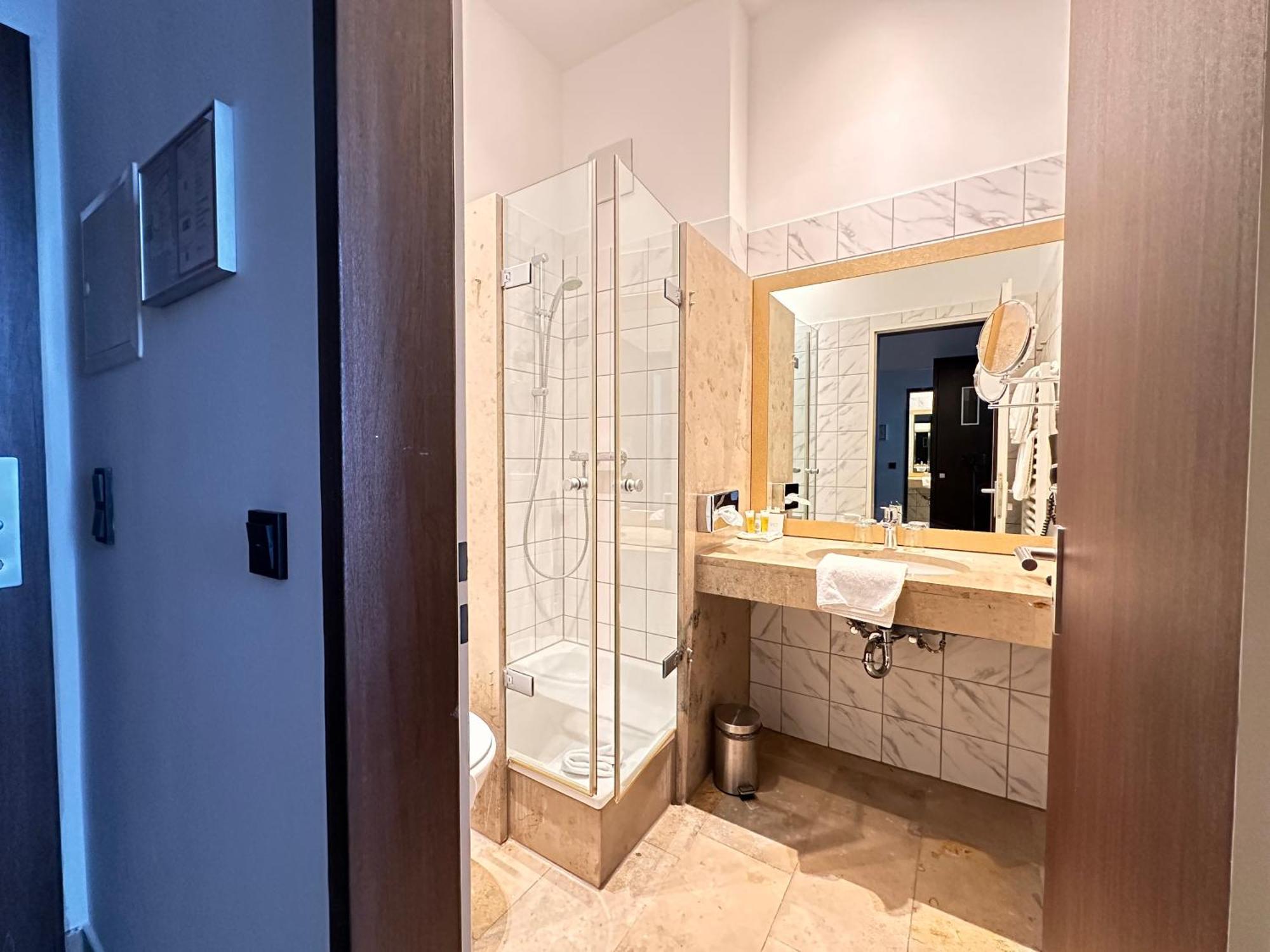Hotel Devin Art Dusseldorf