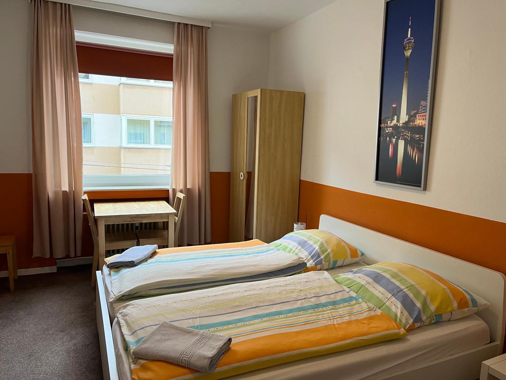Guest house Gaestehaus Grupello 2*