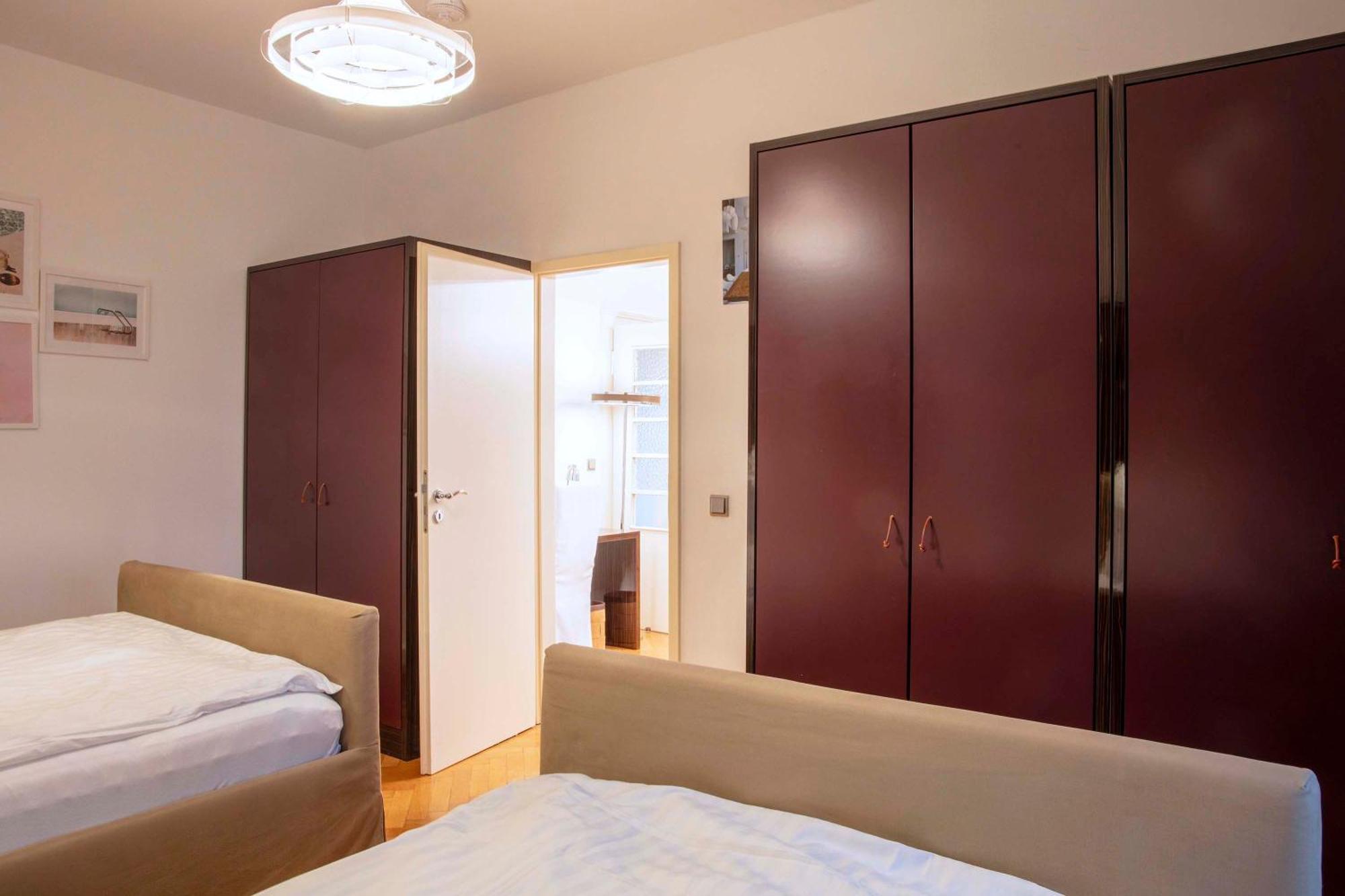 Top-designerwohnung In Messenaehe Apartment Dusseldorf