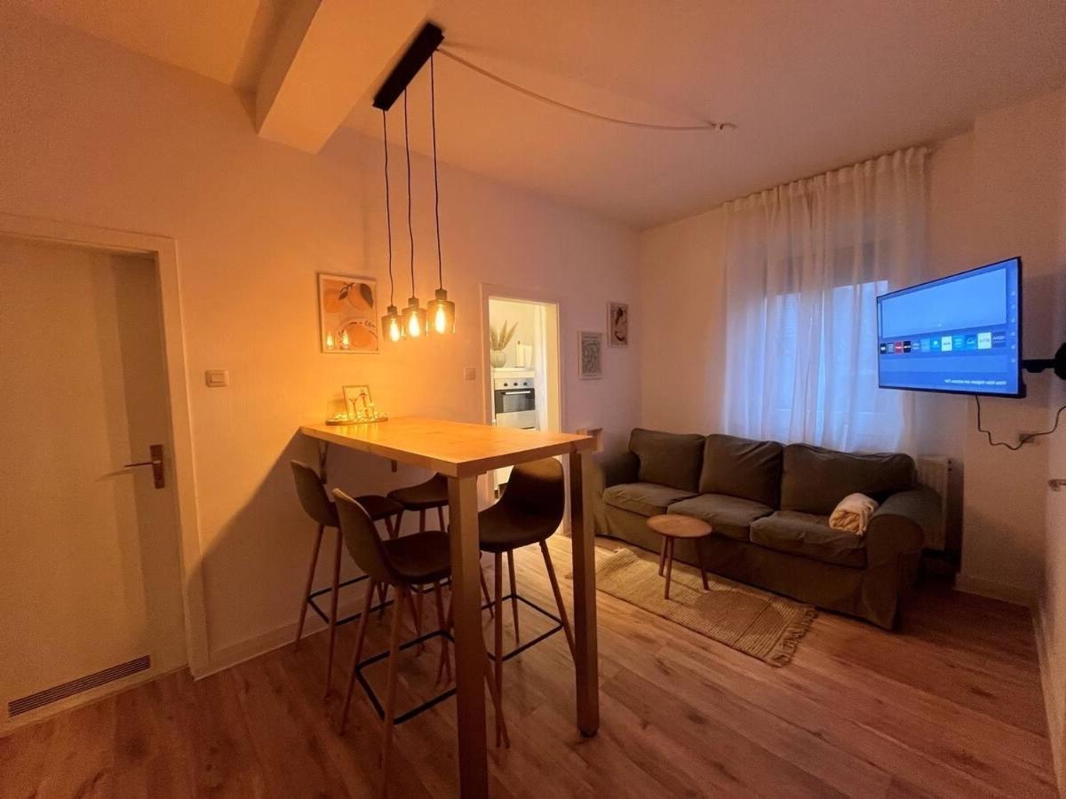 Stil & Eleganz Parkplatz Inklusive Apartment *