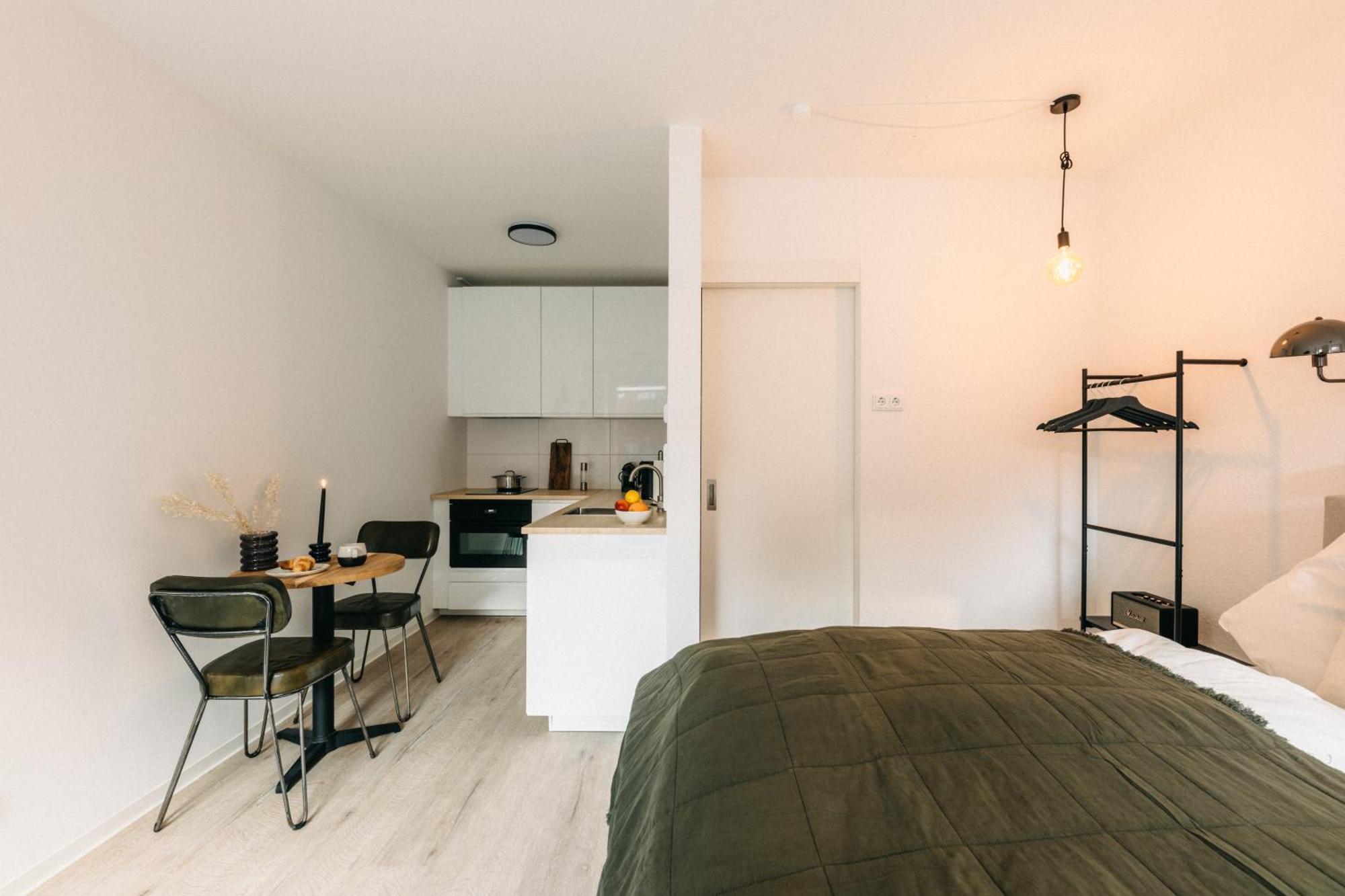 Aparthotel Bhh Living - Zentrale Lage, Ruhige Naechte, Perfekter Komfort Dusseldorf