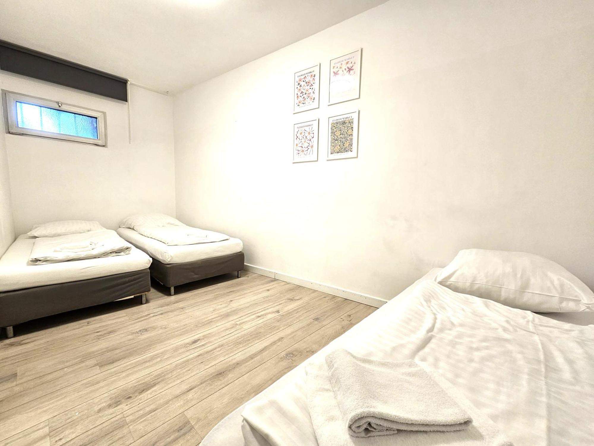 Spacious House Apartment Dusseldorf