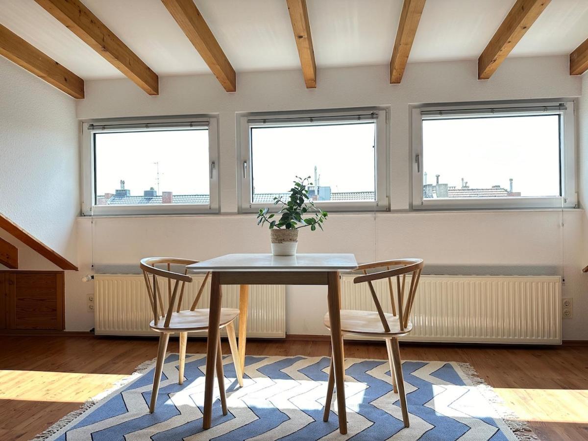 Apartment Cozy Loft With A View, Central, Close To Tradefair