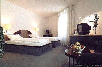 Rolandsburg Hotel 4*