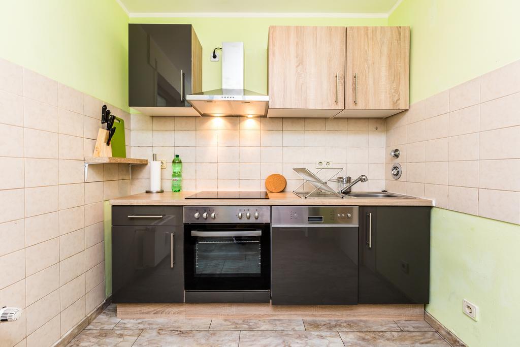 Lakeside Flat *