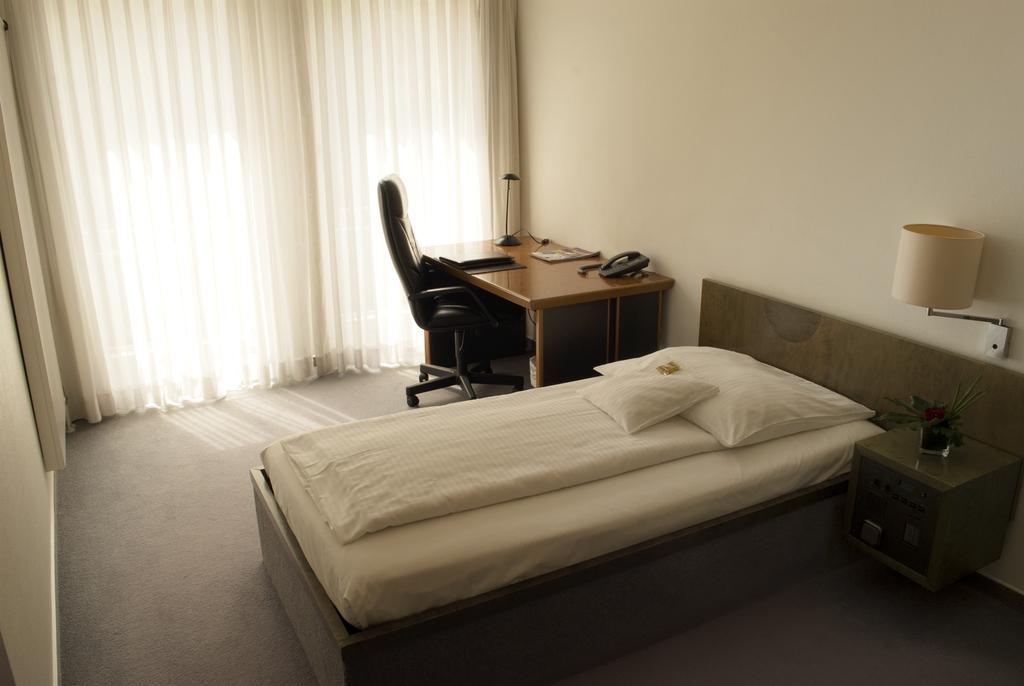 Hotel Rolandsburg Düsseldorf