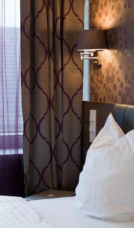 Metropol-rooms 3* Dusseldorf