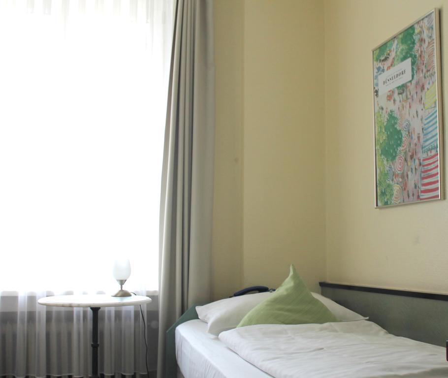 Hotel Monopol Centre 3*