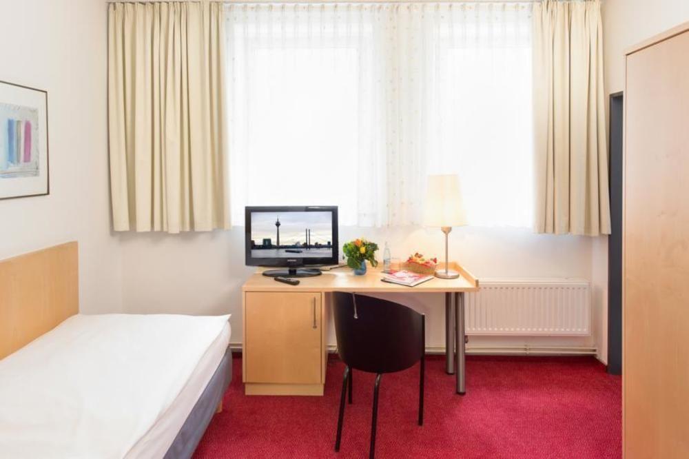 Cvjm & Tagung Hotel 3*