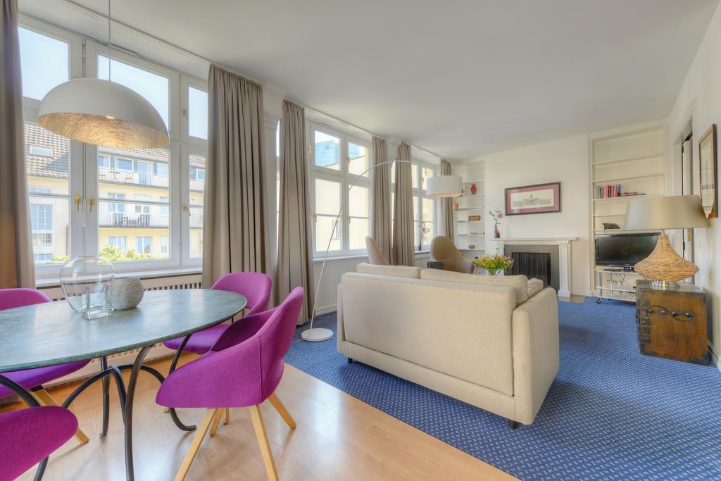 Living Am Carlsplatz Düsseldorf