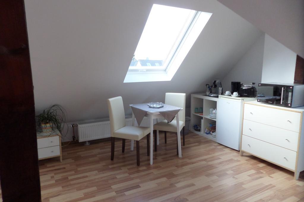 Flughafenapartement Sky View Apartamento Düsseldorf