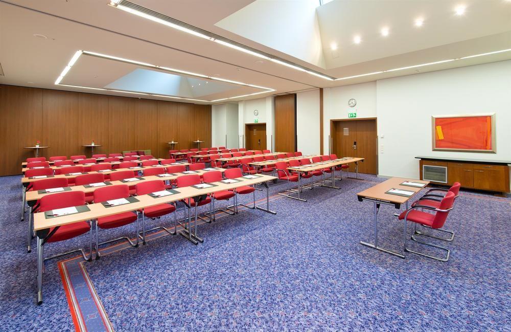 Hotel Leonardo Royal Koenigsallee 4*