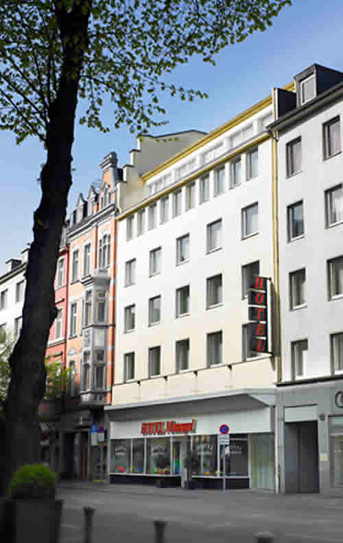 Hotel Monopol Centre 3*