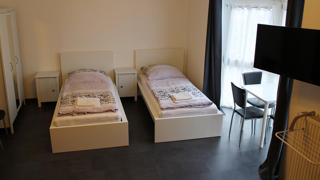 Messe - Ferienwohnung Kuthsweg Dusseldorf