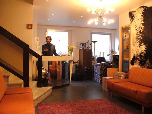 Central Hotel 3*