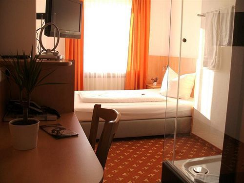 Hotel Central Dusseldorf