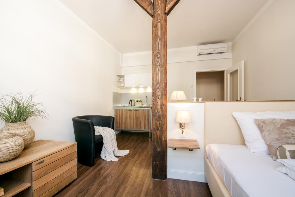 Aparthotel Living Am Carlsplatz