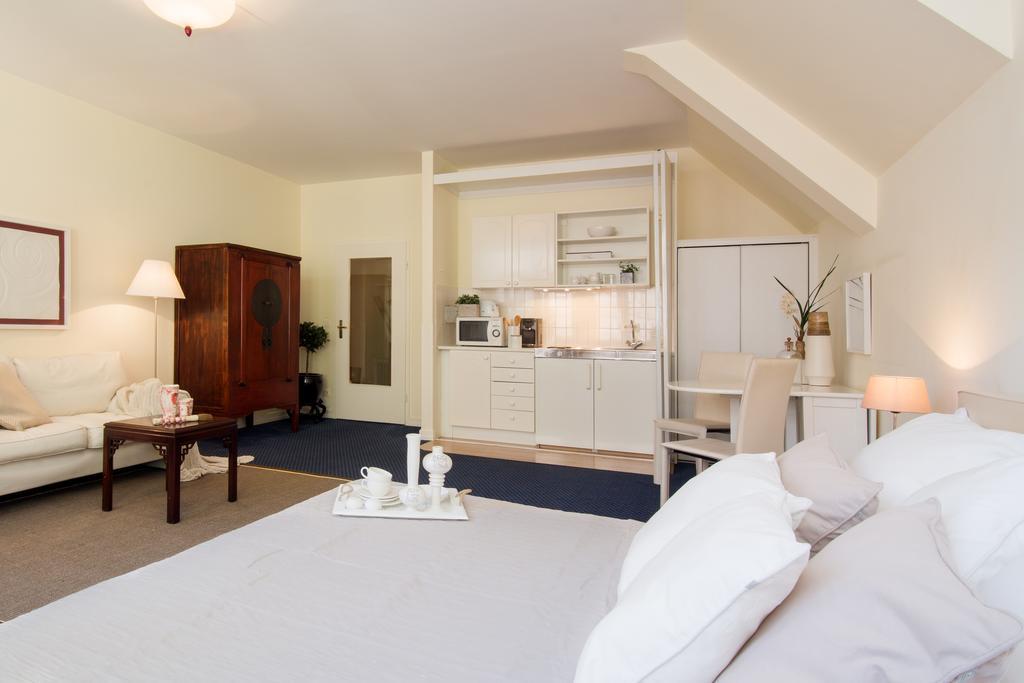Aparthotel Living Am Carlsplatz Düsseldorf