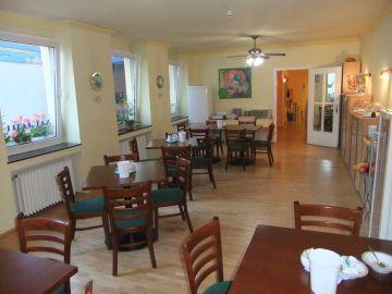 City Lounge Hotel 3*