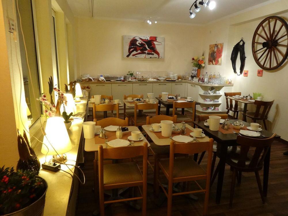 Barcelona Bed & Breakfast Hotel 2*