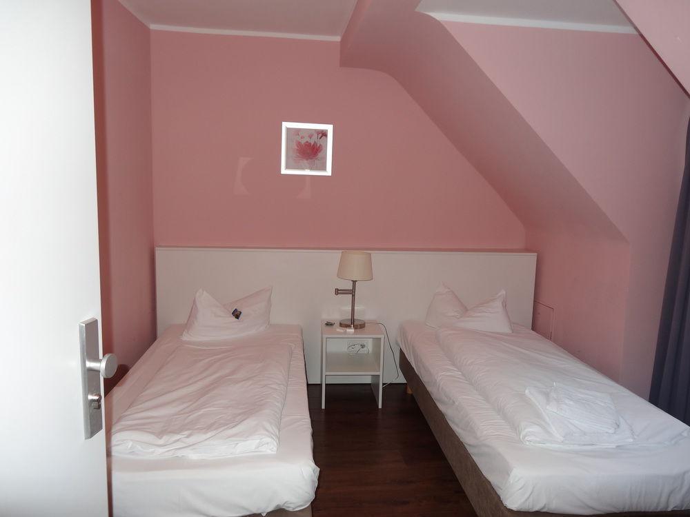 Barcelona Bed & Breakfast Hotel 2*