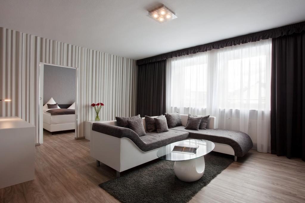 Apartment Boardinghouse *