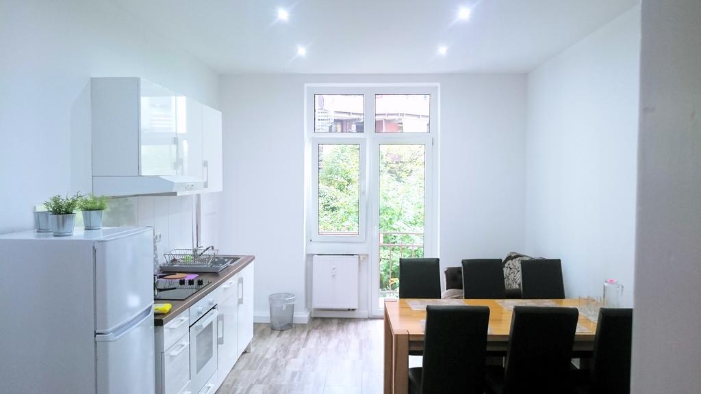 Avi Goodhouse Apartment
