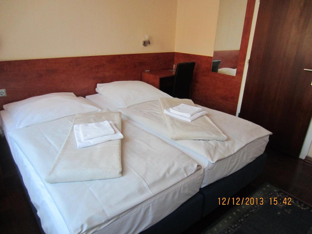 Altstadt Rheinblick Hotel 2*