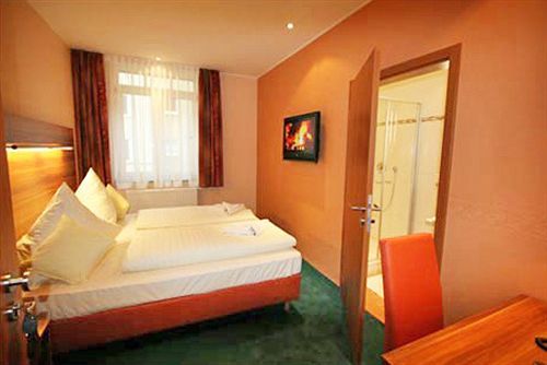 B-chill Hotel 4*
