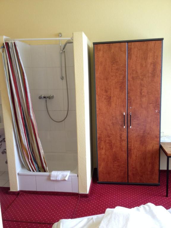Hotel Nk Domo 2*