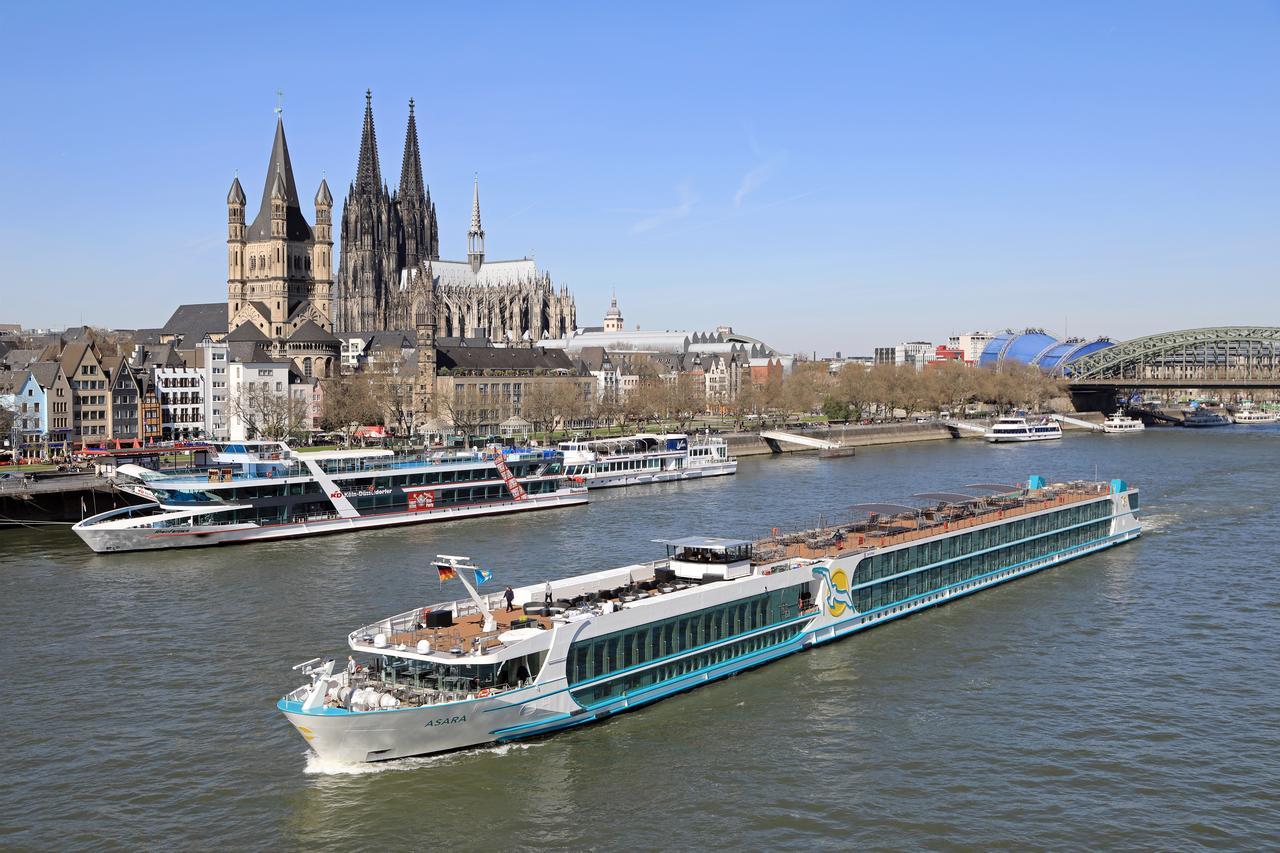 Fairtours Hotelschiff Asara***** Botel