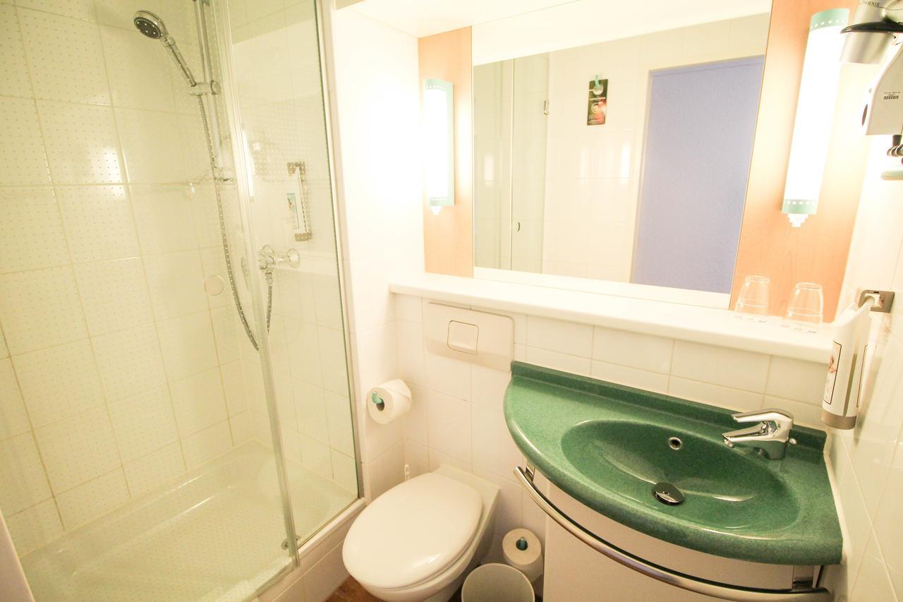Hotel Ibis Hauptbahnhof 2*