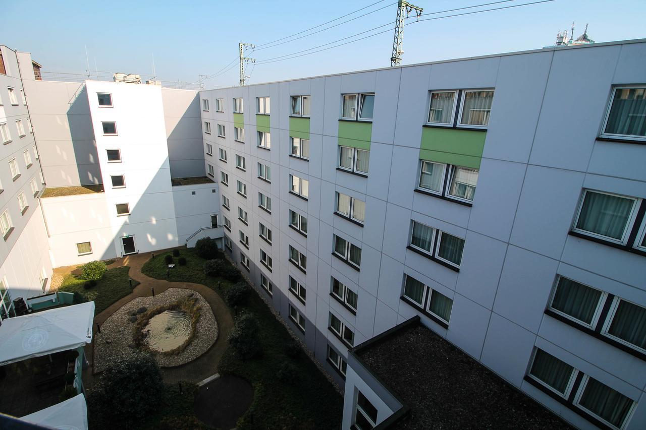 Ibis Hauptbahnhof Hotel