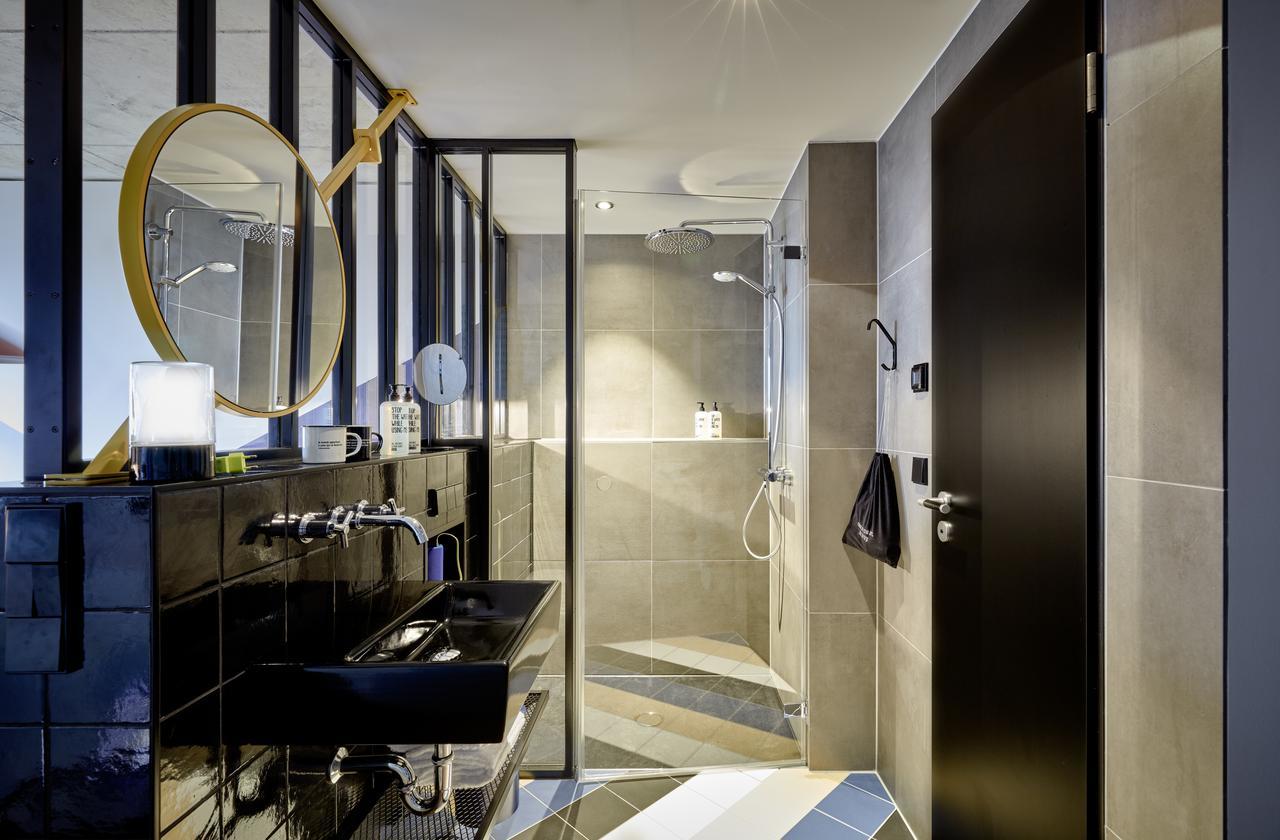 Hotel 25hours Tour