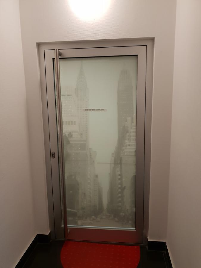 Studio Leopoldstreet Apartment